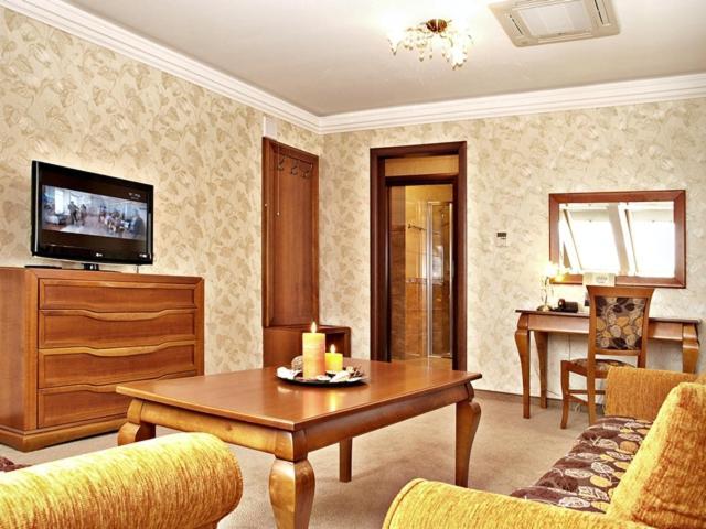 Hotel Fajkier Kroczyce Εξωτερικό φωτογραφία