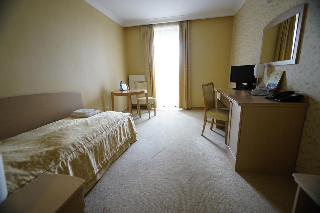 Hotel Fajkier Kroczyce Εξωτερικό φωτογραφία